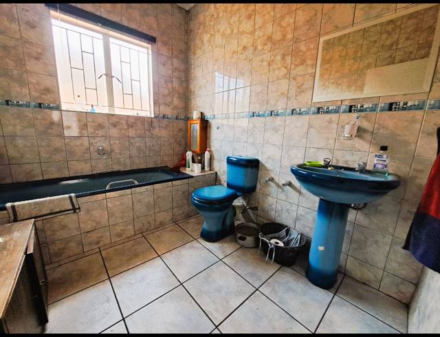 2 BEDROOM TOWNHOUSE FOR SALE IN DUNCANVILLE